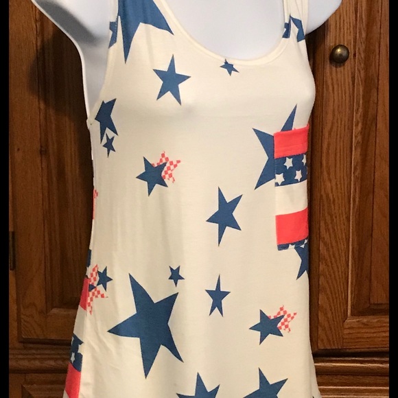 Tank Top Perfect For The Holidays. Feels Great - Picture 2 of 3